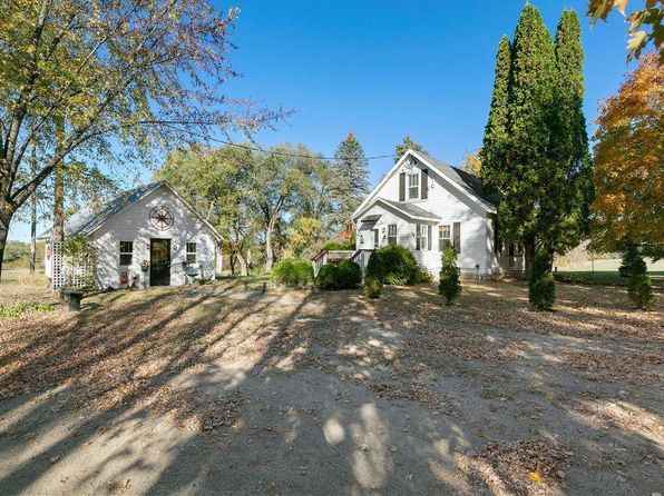 1260 County Road 8 SW, Waverly, MN 55390