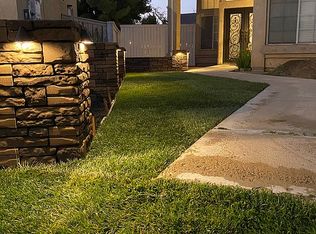 14350 Las Flores Dr, Victorville, CA 92392