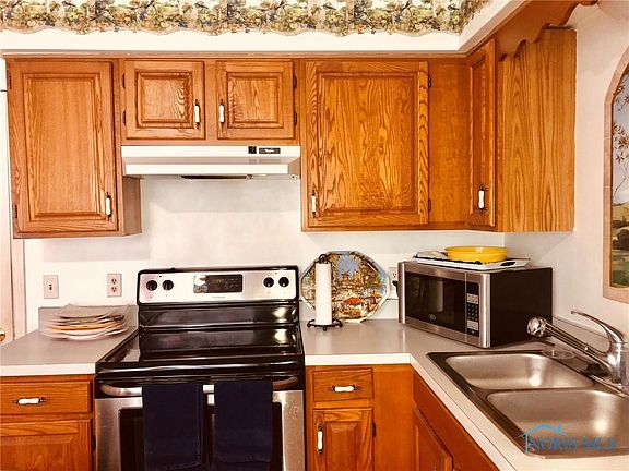 4th image of 6955 Dorr St Suite 82