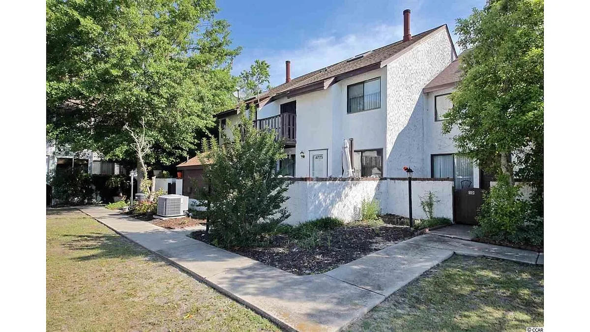 Building Photo - 503 Pinewood Rd #5