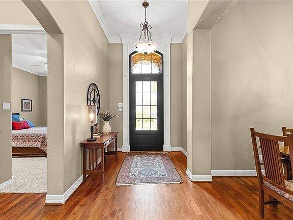 5th image of 4303 Velencia (pvt) Ct