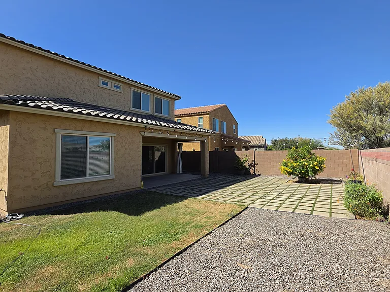 2756 E Hickory St — Photo 17