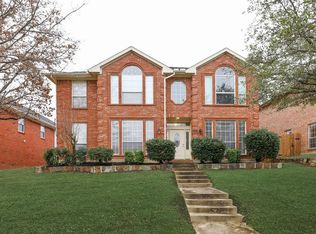 2104 Larkspur Dr, Carrollton, TX 75010