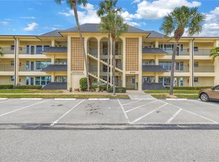 4700 Cove Cir APT 103, Saint Petersburg, FL 33708