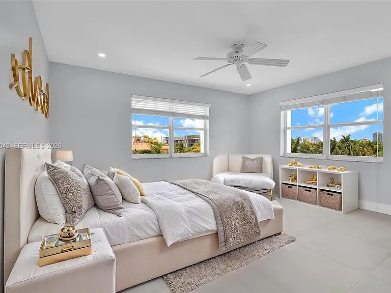 1770 E Las Olas Blvd #505 — Photo 23