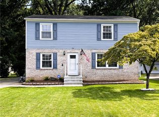566 E Cassell Ave, Barberton, OH