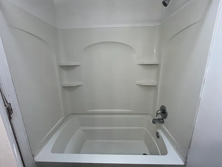 152 Madison Dr — Photo 8