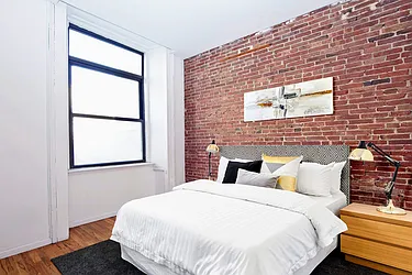 Rented by R New York