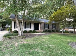 5 Cranbourn Ct, Greensboro, NC 27455