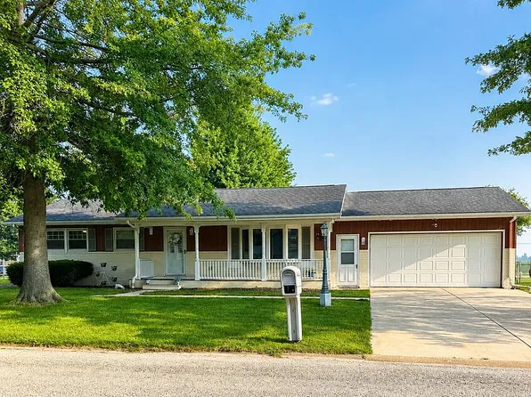 102 N 1st Ave, Colona, IL 61241