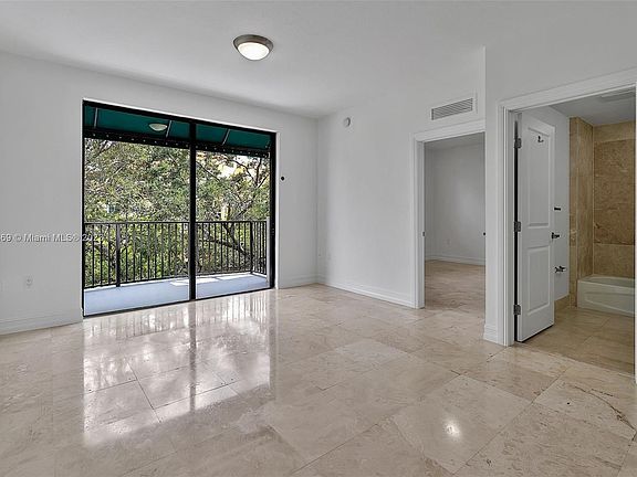 3rd image of 1650 Galiano St APT 403