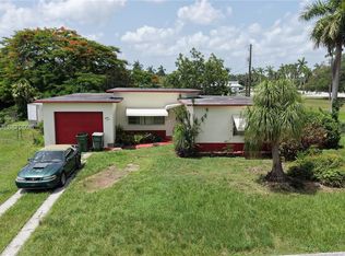 27 NW 18th St, Homestead, FL 33030