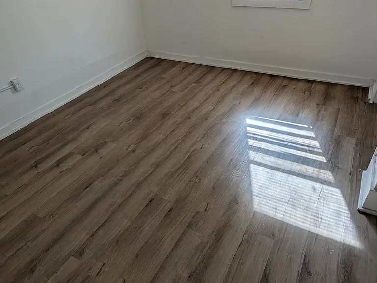 914 SW 8th Ave — Photo 11