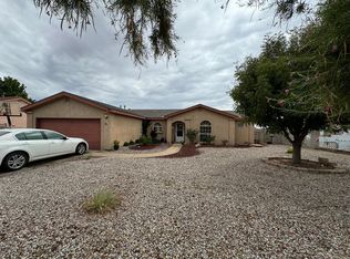 14 Hermanos Ct, Los Lunas, NM 87031