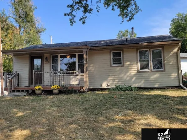 4328 S 50th St, Lincoln, NE 68516