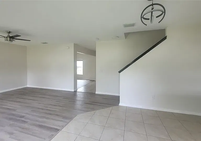 10118 Candleberry Woods Ln — Photo 4