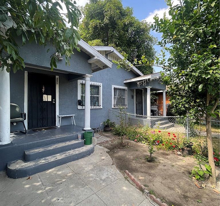 1st image of 288 E 43rd Pl