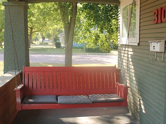 Front porch swing