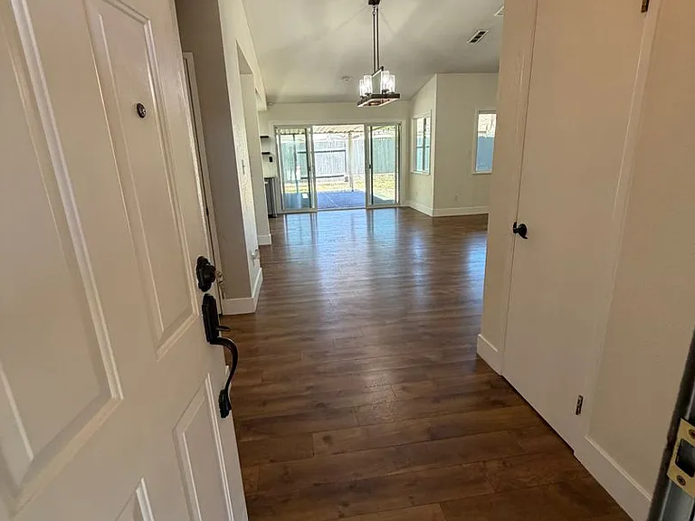 9663 Elmira Cir — Photo 5