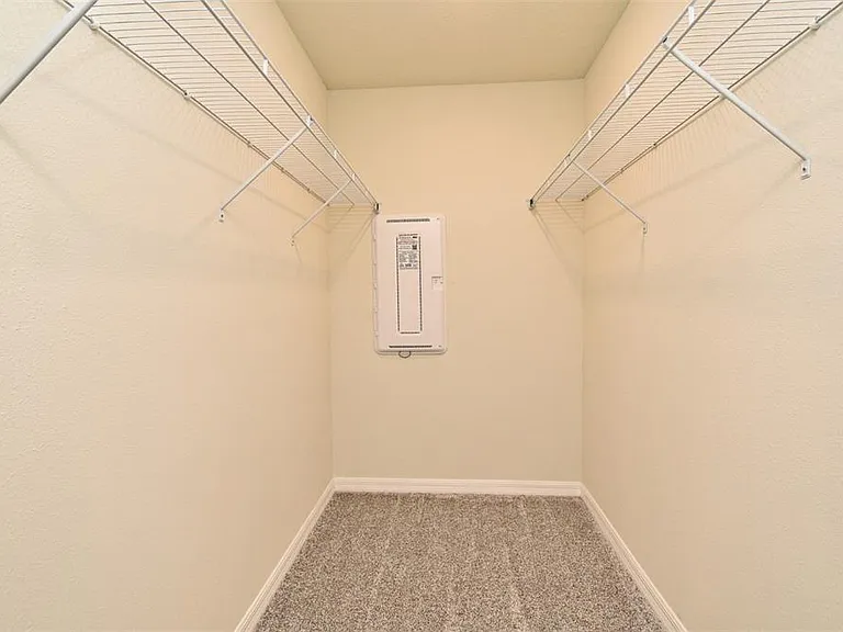 3101 Emerald Acres Ln — Photo 38