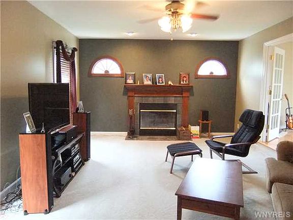 5th image of 9611 Deerview Ln