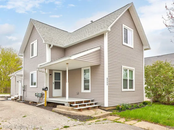 8255 Main St, Birch Run, MI 48415