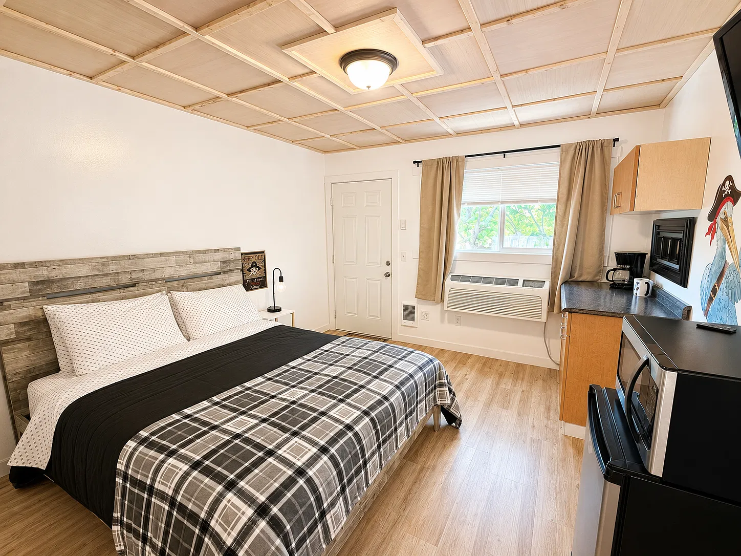 101 Brumbach Ave NE — Photo 4