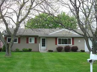 221 Nevins Rd, Henrietta, NY 14467