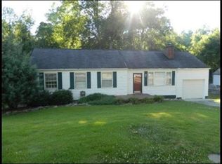 5509 Greencrest Rd, Knoxville, TN 37918