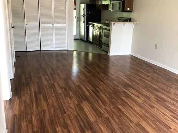 230-8 Lanier Dr, Statesboro, GA 30458