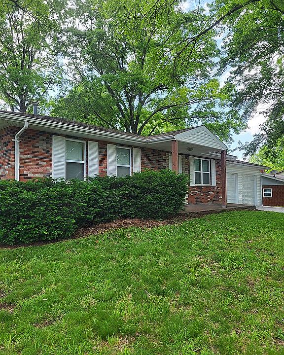 1st image of 107 Hillcrest Dr