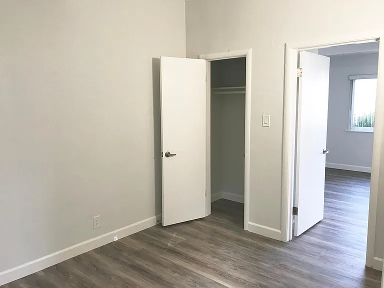 351 Chestnut Ave — Photo 12