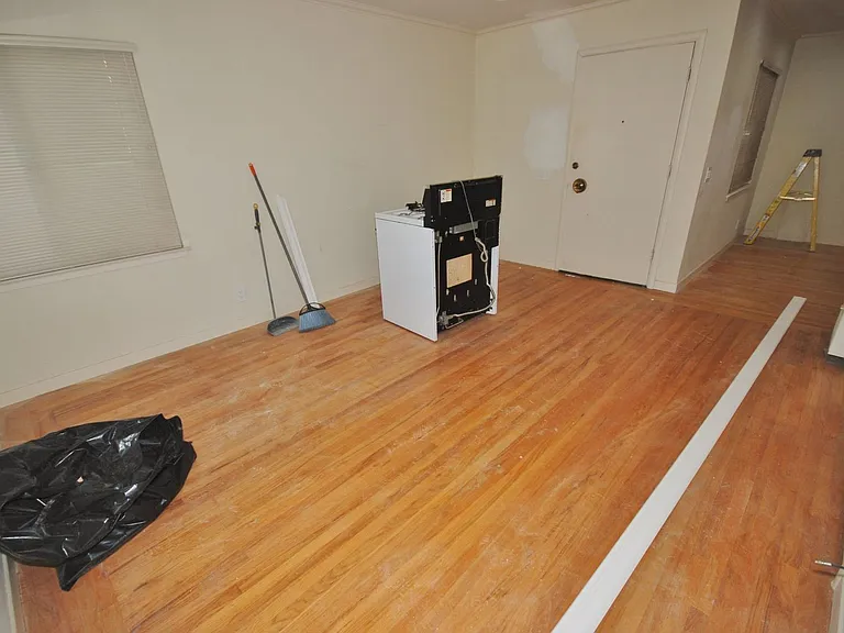 727 Menlo Ave. — Photo 11