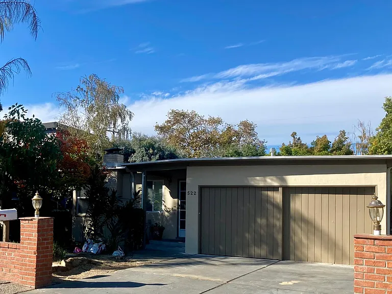 522 Georgia Ave — Photo 3
