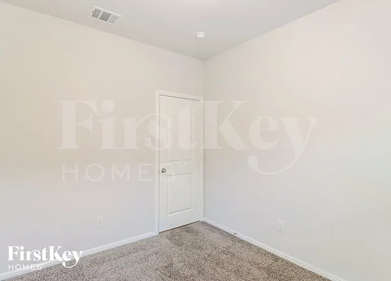 4624 Corktree Ln — Photo 12