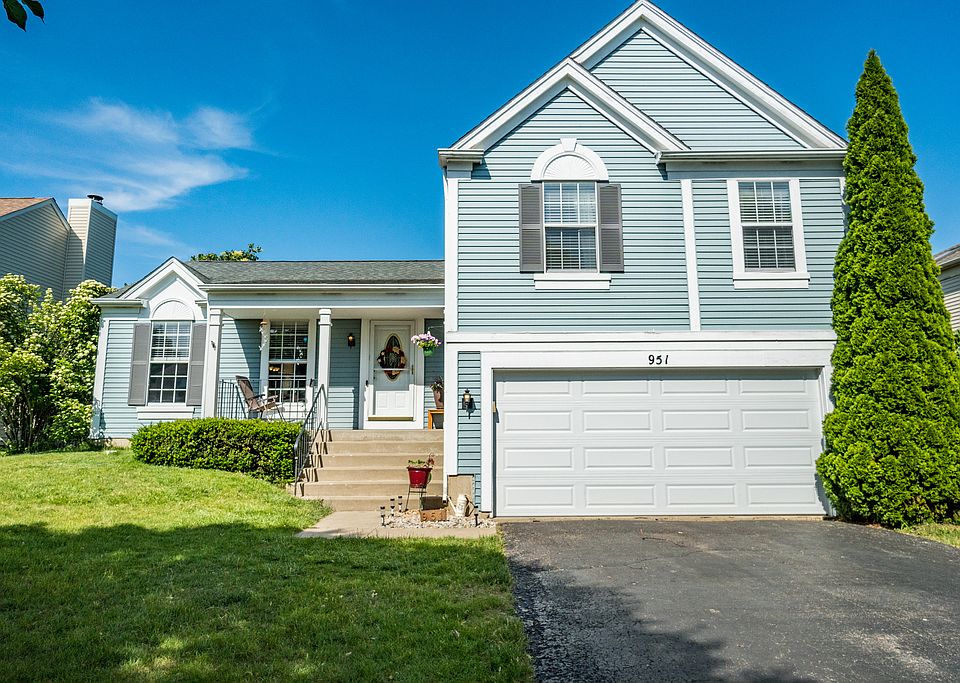 1st image of 951 Harbor Town Dr