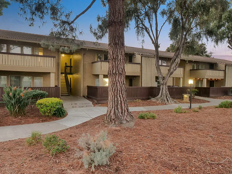 Summerwood Apartments — Photo 26