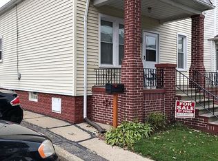 9331 Charest St, Hamtramck, MI 48212