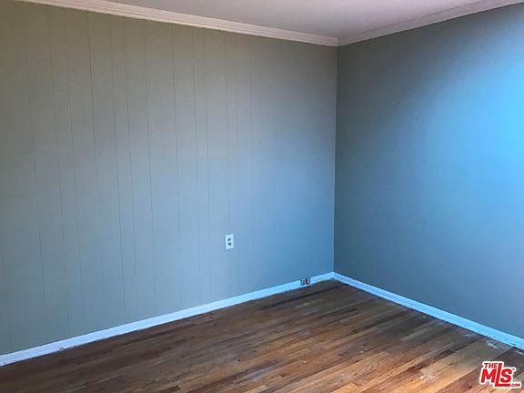 5th image of 15206 Earlham St