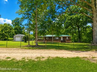 72 Mitchell Baughman Rd, Poplarville, MS 39470