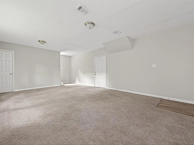 21146 Caney Dr — Photo 25