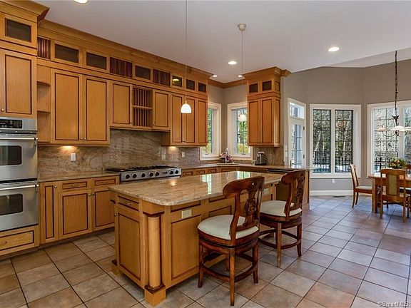 5th image of 12 Greenswood Pl