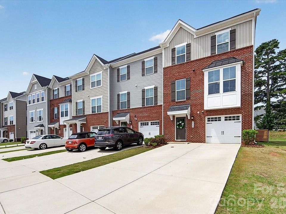 1st image of 2662 Grantham Place Dr