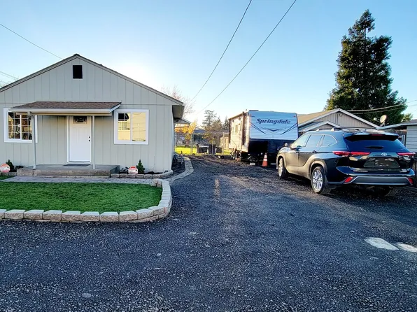 190 Doris St, Roseburg, OR 97471