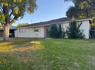 1117 Singingwood Rd, Sacramento, CA 95864