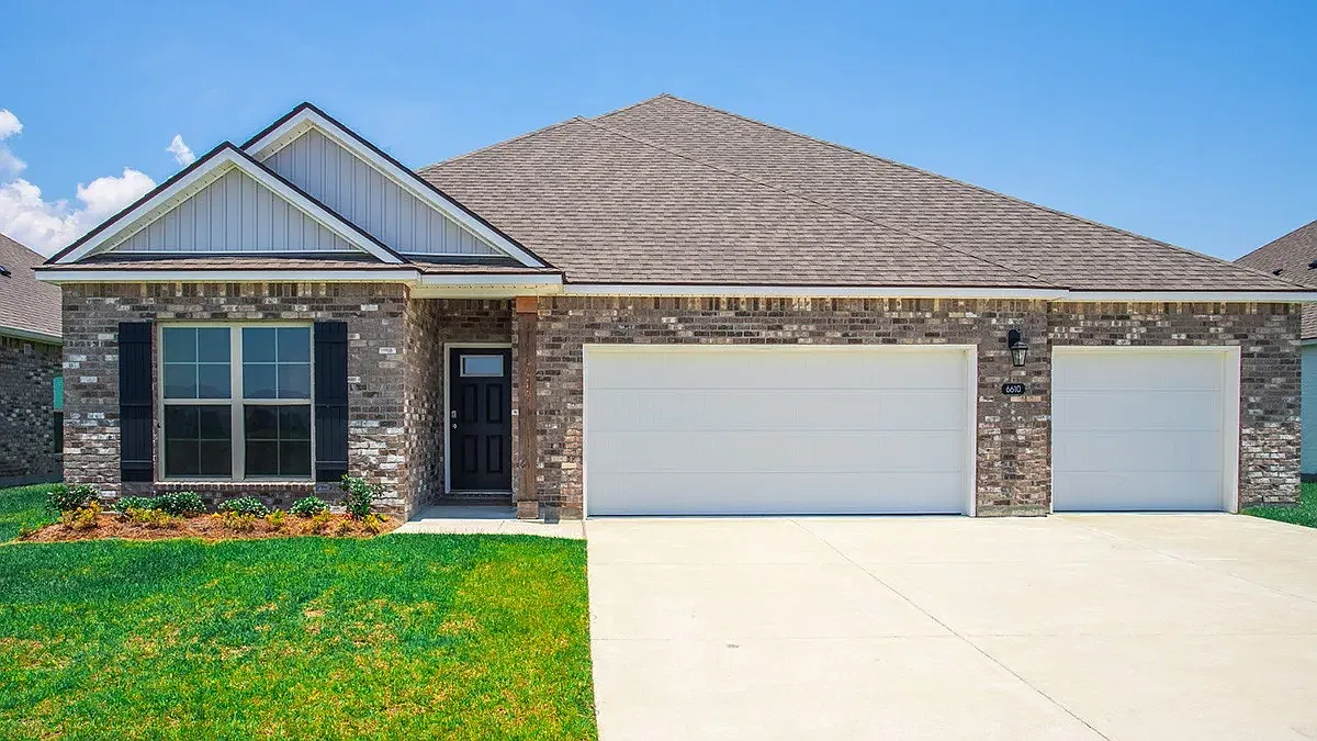 4 bed, 2273 sqft, $2,700 — Photo 1