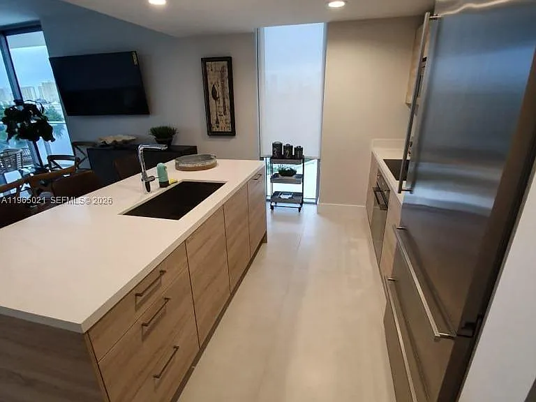 16385 Biscayne Blvd #507 — Photo 6