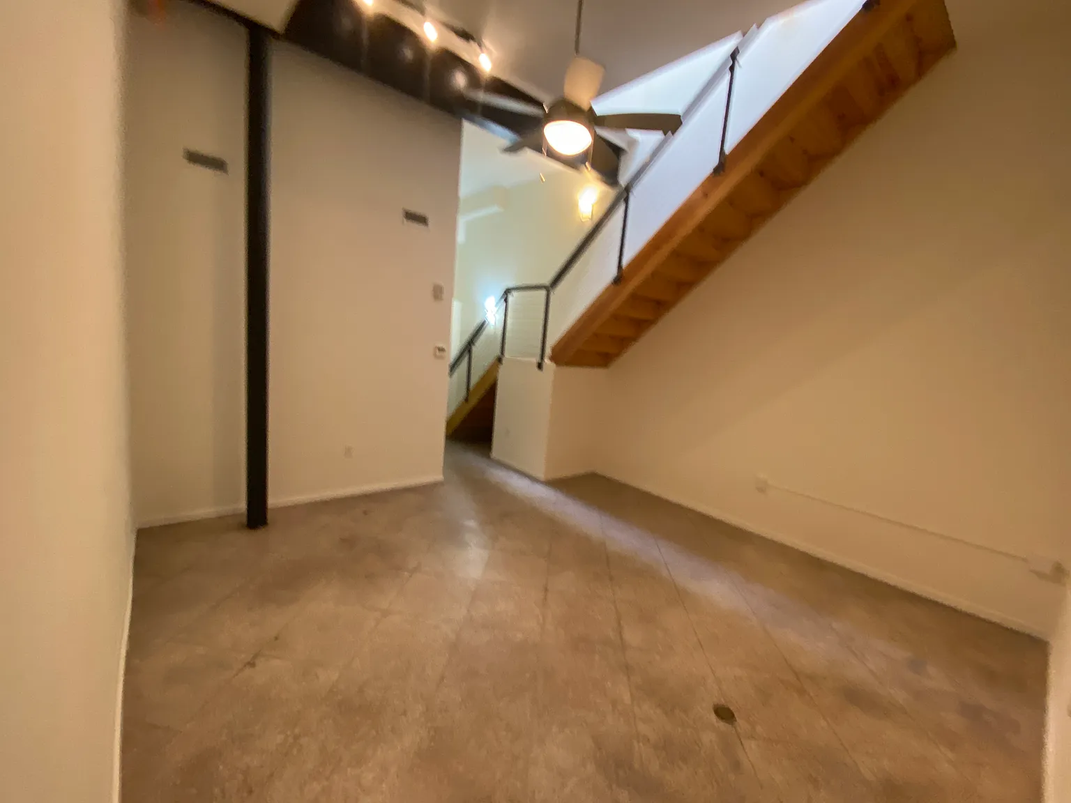 1 bed, 775 sqft, $1,255 — Photo 3