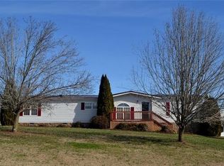 6059 Naked Creek Rd, Conover, NC 28613