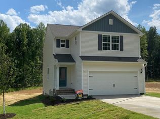 660 Parkers Gate Dr, Youngsville, NC 27596